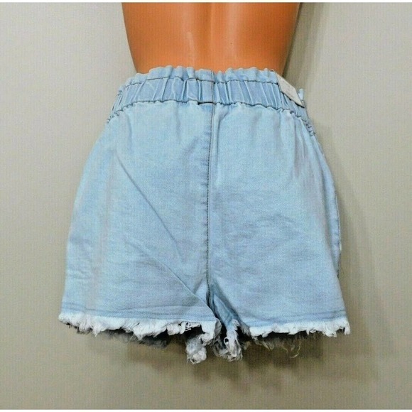 JR2 Tinseltown Light Wash Blue Juniors' Pull-On Frayed Denim Shorts - Size M - Picture 2 of 2